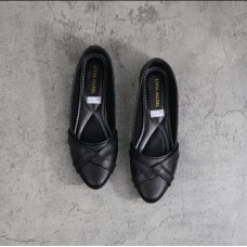 Flatshoes wanita 